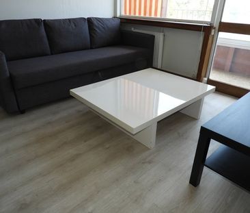 T1 - Photo 1