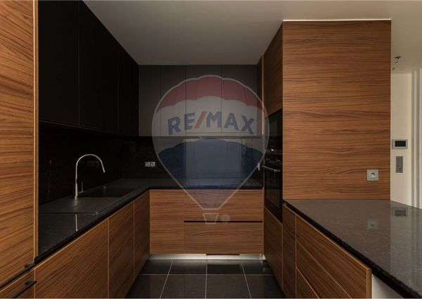 Apartamento T3 em Lisboa