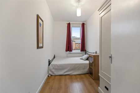 Rockhall Road, Cricklewood, London - Photo 2