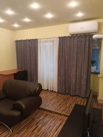 Apartament de inchiriat in Craiova, Dolj, Ultracentral, Str. Vasile Conta, U-ri,Hotel Ramada - Fotografie 3