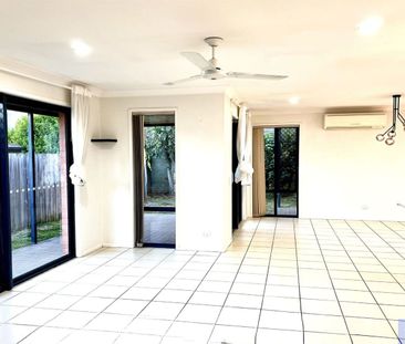 For Lease: Spacious Family Home in Sought-After Parkinson Location - Photo 1