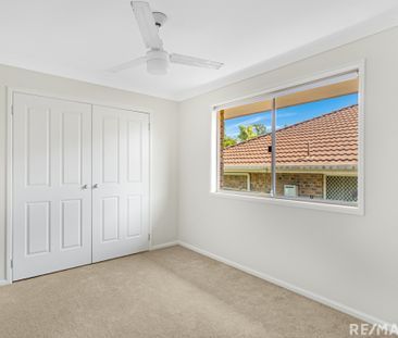 3 Glendale Place, Helensvale QLD 4212 - House For Rent | Domain - Photo 2