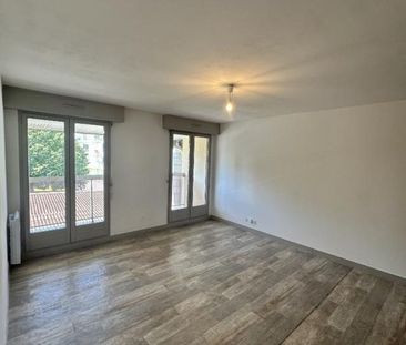 Appartement T2 à louer Saint Jacques De La Lande - 42 m² - Photo 1