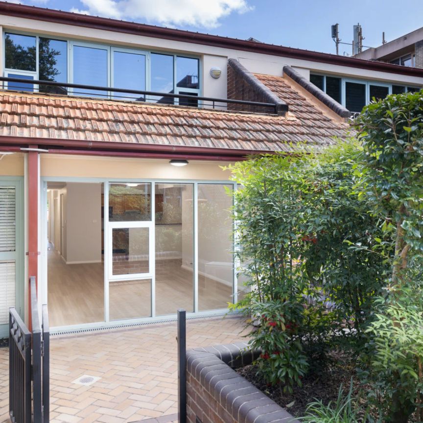 8/100 Johnston Street, Annandale. - Photo 1