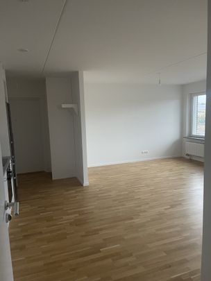 Ålsta Allé, Järfälla - Foto 1