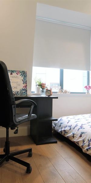 The Bruce Building, Newcastle Upon Tyne - Photo 1