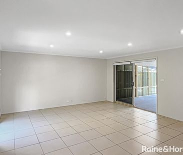 307 Anthony Rolfe Avenue, Gungahlin ACT 2912 - Townhouse For Rent |... - Photo 6