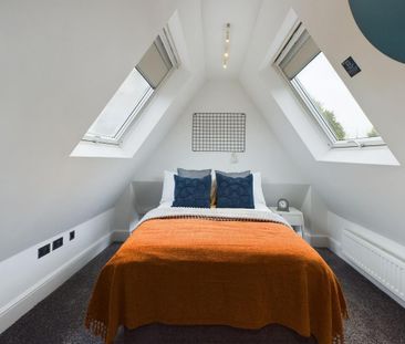 1 bedroom in a house share to rent - Photo 2