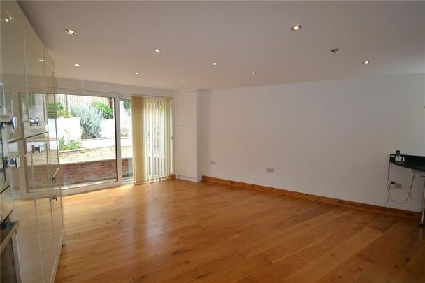 3 bedroom detached house to rent - Photo 1
