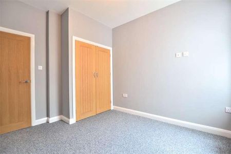 Station Road, Gloucester, Gloucestershire, GL1 - Photo 4