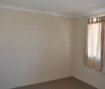 2 Bedroom Brick Unit - Photo 3