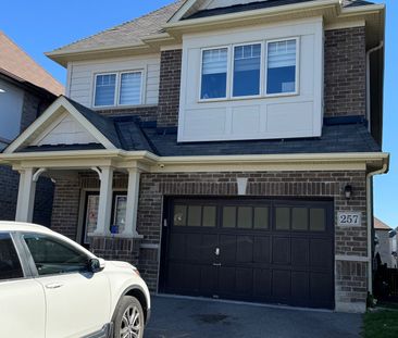 For Lease - 257 Sharon Creek Drive, East Gwillimbury, Ontario - Photo 6