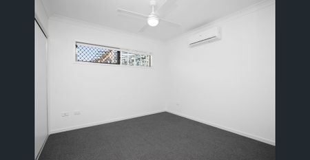 Stunning Home - Photo 3