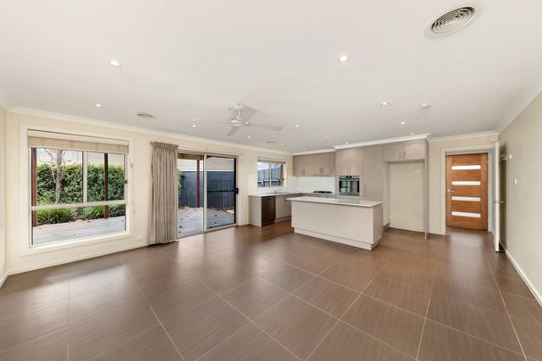 12 Boelke Place, Macgregor ACT 2615 - House For Rent | Domain - Photo 1