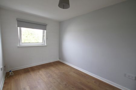 Forres Street, Summerston, Glasgow - Photo 3