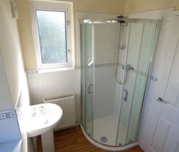 3 bedroom House To Let - Photo 1