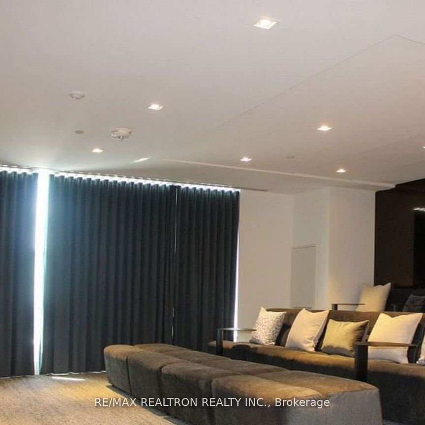 For Lease - 2481 Taunton Road Unit# 209, Oakville, Ontario - Photo 1