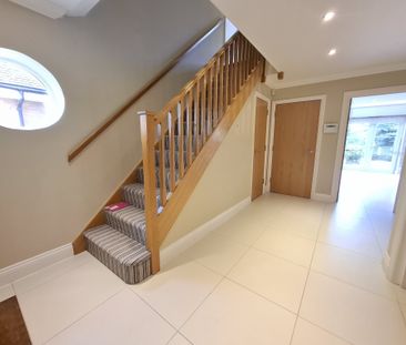 Ostlers Close, Hemel Hempstead - Photo 2