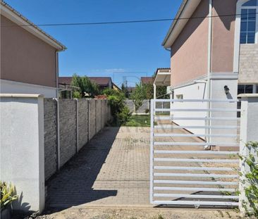 Duplex de inchiriat - zona excelenta - semimobilat - Photo 1