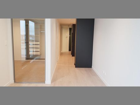 City Centre, 2 Bedrooms - Photo 5