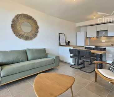 Magnifique T2 pleine vue mer et jacuzzi ! - Photo 3