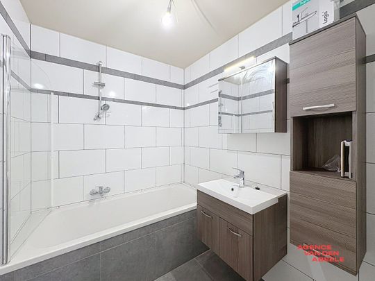 Nieuwbouw woning met 2 slaapkamers en en garage - Photo 1