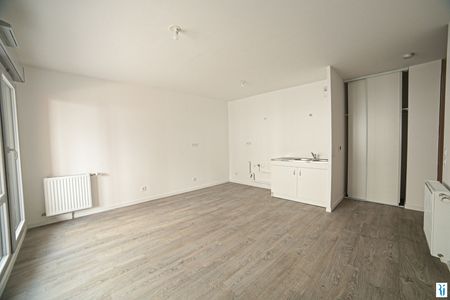 Location Appartement 2 pièces 45m² ROUEN 76100 - Photo 2