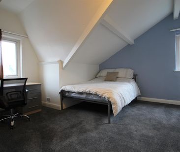 4 bedroom terraced house to rent - Photo 2