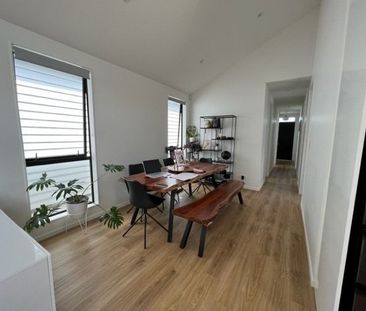 17 Matakohe Road Westgate - Photo 3