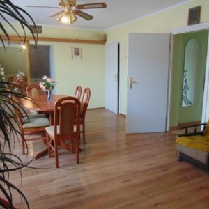 225/M Mieszkanie duże w budynku z cegły. - Фото 2