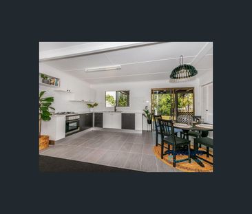 25 Bruce Road, Woodridge, Qld 4114 - Photo 3