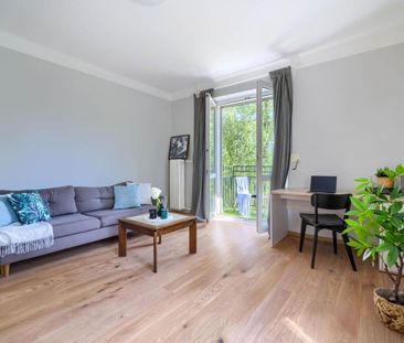 Przy Łazienkach, oddzielna kuchnia, balkon 50.66 m² - Photo 1