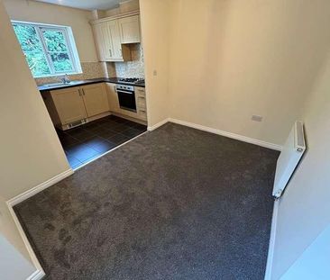 Brett Young Close, Halesowen, West Midlands, B63 - Photo 5
