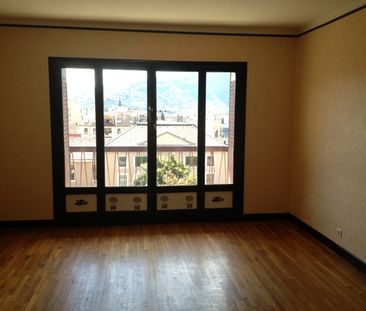 Location Appartement 4 pièces 93m² - Photo 1