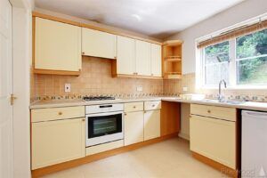 3 BEDROOM House - Link Detached - Photo 1