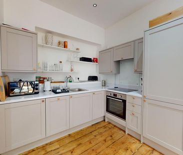 2 bedroom flat to rent - Photo 6