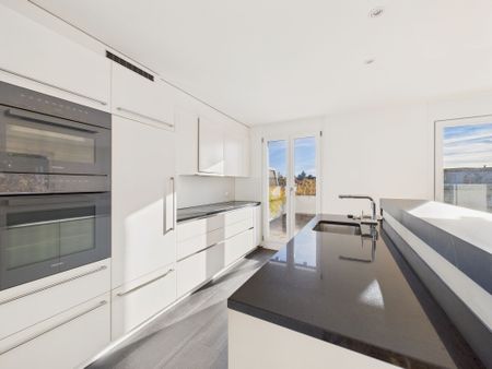 Row single-family house with lake view in best location in Zollikon - Photo 4