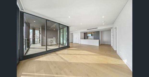 Extra LARGE 125sqm Luxurious 2-Bedroom Plus Study with Garden View with 2 Parking, and Unmatched Amenities - Photo 1