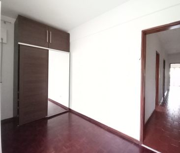 Apartamento T2 para arrendamento na Póvoa de Stª Iria - Photo 2