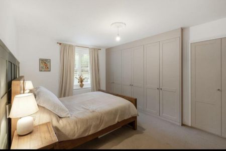 2 Bed Flat, Church Road, SE19 - Photo 2