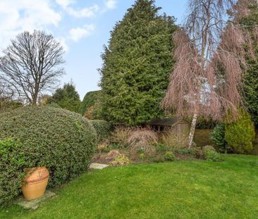 6 bedroom detached bungalow to rent - Photo 3