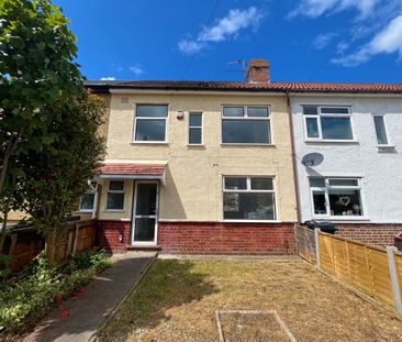 A RECENTLY REFURBISHED three Bedroom terraced house - Photo 1