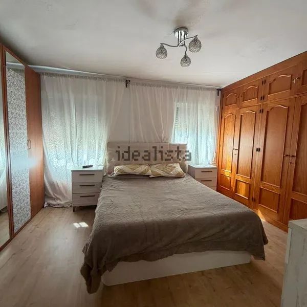 Alquiler de piso en Calle Simeón Giménez Reyna - Photo 1