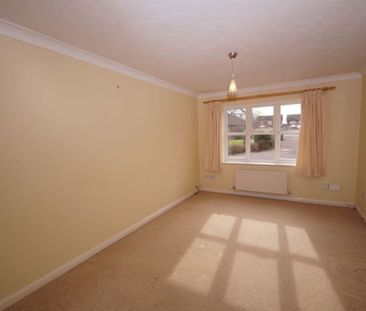 A 3 Bedroom House in Up Hatherley GL51 3YR - Photo 1