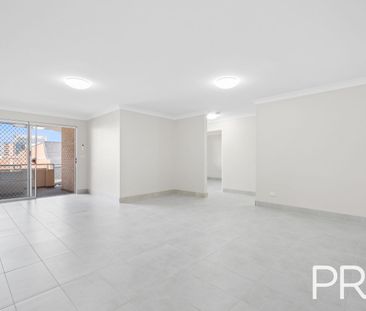 Modern & Stylish Renovated Apartments - Photo 2