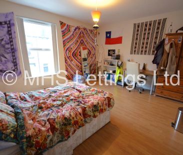 4 Bedroom Mid Terraced House for rent in Welton Mount - Photo 1