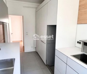 Appartement • Saint James-Général Koenig - Photo 6