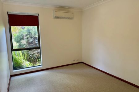 Low-Maintenance Living Close to River and Transport - Photo 5