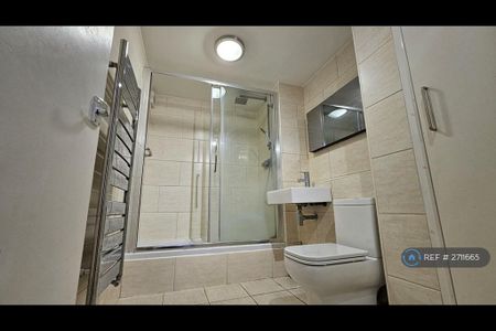 2 bedroom maisonette to rent - Photo 4