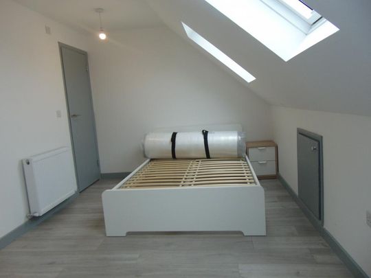 House share to rent - Photo 1